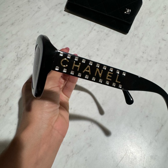 Chanel CAT EYE SUNGLASSES 
Ref.9161B C622/S6, A71668 X02569 S221 - Picture 8 of 10